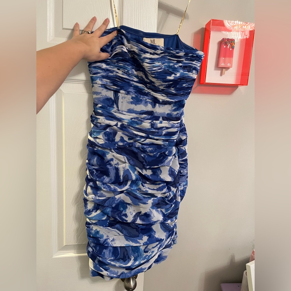 Monique Lhuillier Strapless Blue and White Dress